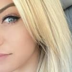 Alexa Bliss car selfie
