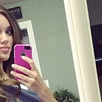 Jessa Duggar snapping a selfie