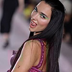 DUA LIPA FASHION WEEK