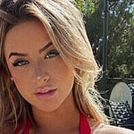 Emily Elizabeth takes a selfie.