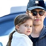Hayden Christensen has a blast at the farmer apos s market with his daughter Briar
