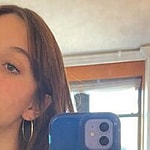 Ella Wahlberg takes a selfie.