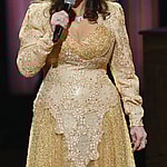 Loretta Lynn 1932 - 2022