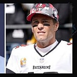 Travis Kelce (left) Tom Brady (right)