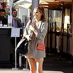 Chrissy Teigen gets lunch at Il Pastio