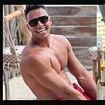 Genevieve Parisi and Aaron Clancy Bachelor In Paradise