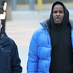 R Kelly leaves Cook County Detention Center