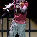 John Mayer performs Born and Raised World Tour 2013 with Katy Perry watching from backstage in West Palm Beach