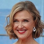 Brenda Strong on red carpet