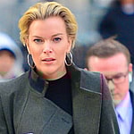 Megyn Kelly looks effortlessly chic arriving to jury duty in New York