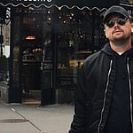 Leonardo DiCaprio helps out a lost tourist with directions in NYC