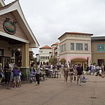 Man Steals Cell Phones, Drivers Licenses, & More At Disney Springs