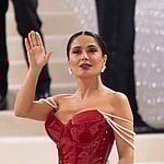 Salma Hayek in her strapless red met gala dress