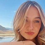 Ella Wahlberg taking a selfie.