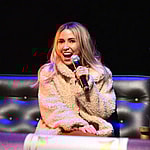 Kaitlyn Bristowe In Pink Bathing Suit Is 'Buzzed Boat Barbie'