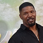 Jamie Foxx Spotted In Public Returning Lost Purse To A Woman After Recovering From A Mystery Illness
