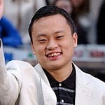 'American Idol' Sensation William Hung Reveals Gambling Addiction