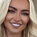 Lindsey Pelas smiling