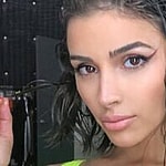 Olivia Culpo close up
