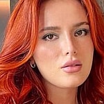 Bella Thorne close up