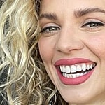 AnnaLynne McCord smiling