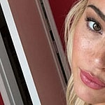 Olivia Dunne snaps a selfie.