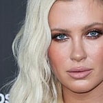 Ireland Baldwin close up