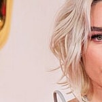 Florence Pugh posing close up