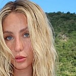 Alix Earle strikes a pose for the camera.