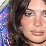 Emily Ratajkowski close up
