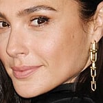 Gal Gadot close up