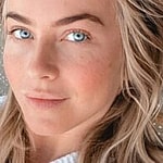 Julianne Hough takes a selfie without makeup.