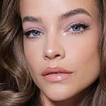 Barbara Palvin close up