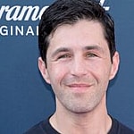 Josh Peck (left) Chris Hemsworth (right)