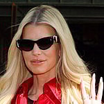 Jessica Simpson is red hot in a red trench coat