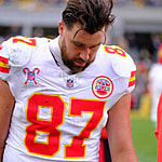 Travis Kelce on the football field