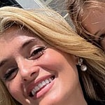 Philomena Oz takes selfie with mom Daphne Oz