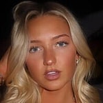 Sydney Thomas poses for the camera.