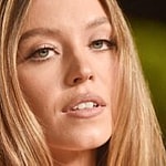 Sydney Sweeney close up