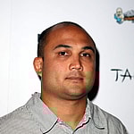 BJ Penn in grey shirt