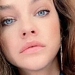 Barbara Palvin close up