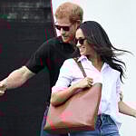 Prince Harry and Meghan Markle attend the Wheelchair Tennis at the Invictus Games