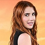 Emma Roberts (left) Matthew