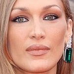 Bella Hadid close up