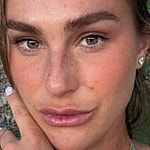 Aryna Sabalenka selfie