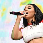 Mariah the Scientist singing