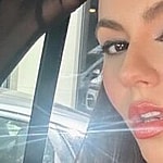 Victoria Justice close up