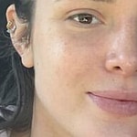 Bella Thorne close up