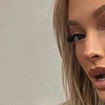 Karmen Petrovic selfie