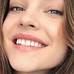 Barbara Palvin close up